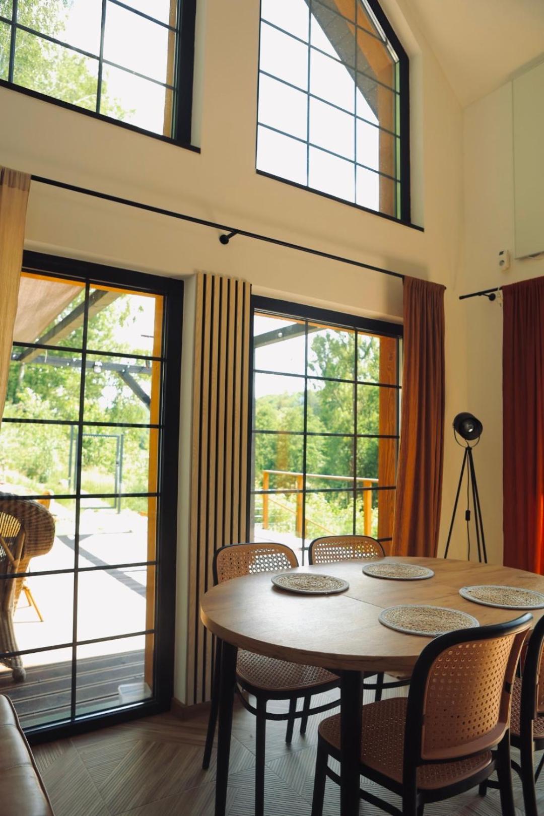 Villa Dom Fotografa W Modrzewiach Wlen Esterno foto
